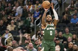 aiyouxi-NBA季后赛倒计时，密尔沃基雄鹿今晚篮板制胜，细节引发关注，压力陡增，资深球员宣示担当的简单介绍-aiyouxi