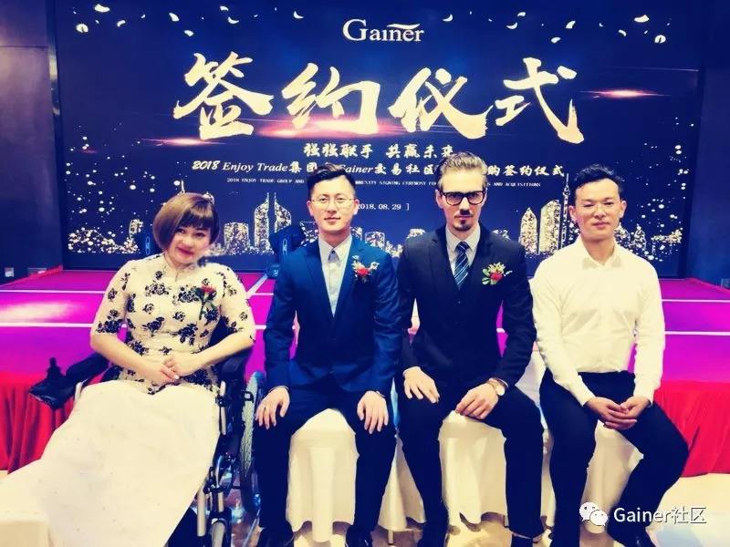 锐不可当首场状态出色,中国队观众沸腾!,穆古鲁扎重返赛场再创辉煌时刻 锐不可当首场状态出色,中国队观众沸腾!,穆古鲁扎重返赛场再创辉煌时刻